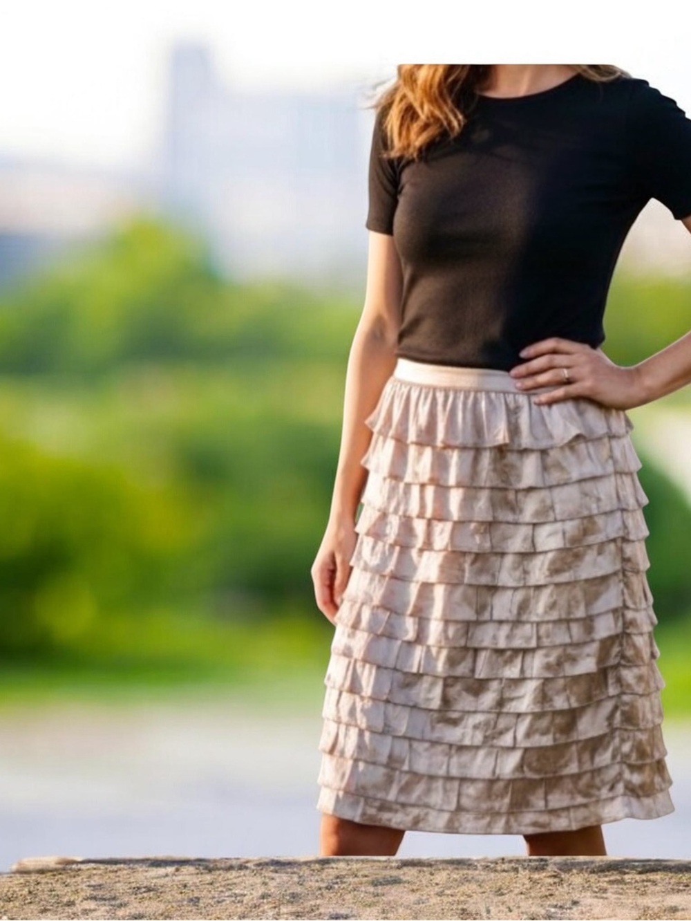 H & M Layered Ruffled Midi Light Weight Beige Skirt Womens 8